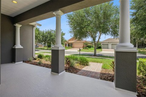House in Groveland, Florida 2 bedrooms, 204.11 sq.m. № 2204072 - photo 2