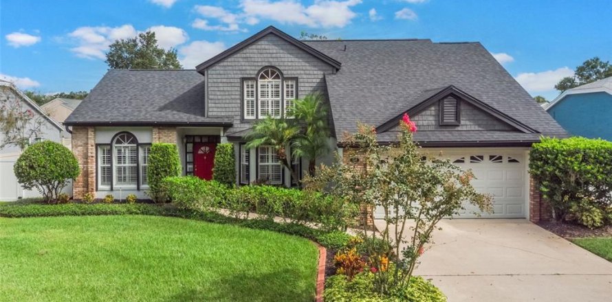 Villa ou maison à Oviedo, Floride 3 chambres, 251.3 m2 № 1902615