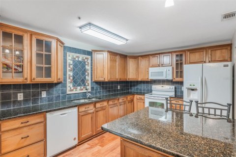 Villa ou maison à vendre à Oviedo, Floride: 3 chambres, 251.3 m2 № 1902615 - photo 8