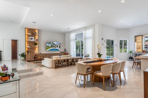 Villa ou maison à vendre à Weston, Floride: 6 chambres, 314.94 m2 № 2395499 - photo 5