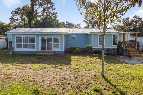 Villa ou maison à vendre à Fruitland Park, Floride: 4 chambres, 146.6 m2 № 2318728 - photo 25