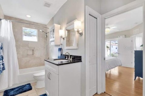 Villa ou maison à louer à Tampa, Floride: 2 chambres, 125.23 m2 № 1886847 - photo 6