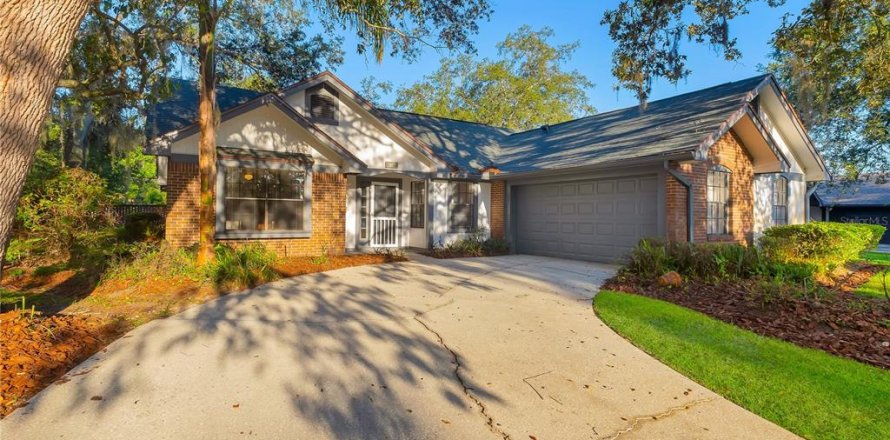 Villa ou maison à Winter Springs, Floride 4 chambres, 191.75 m2 № 1876398