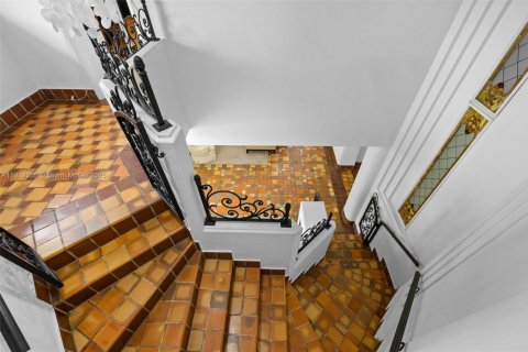 Купить виллу или дом в Майами-Бич, Флорида 5 спален, 430.69м2, № 1975721 - фото 26