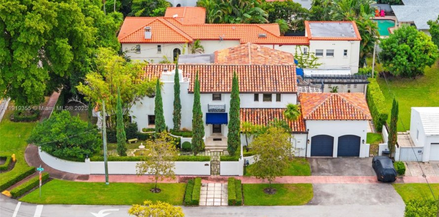 Дом в Майами-Бич, Флорида 5 спален, 430.69м2 № 1975721