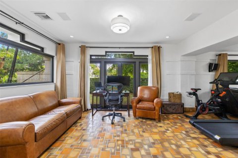 Купить виллу или дом в Майами-Бич, Флорида 5 спален, 430.69м2, № 1975721 - фото 25