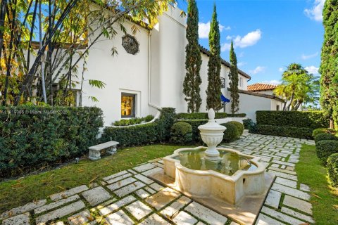 Купить виллу или дом в Майами-Бич, Флорида 5 спален, 430.69м2, № 1975721 - фото 5