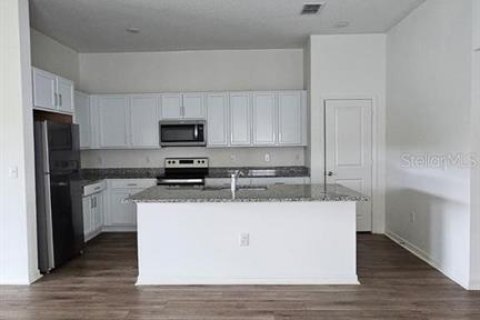 Casa en alquiler en Davenport, Florida, 4 dormitorios, 178.19 m2 № 1917878 - foto 10