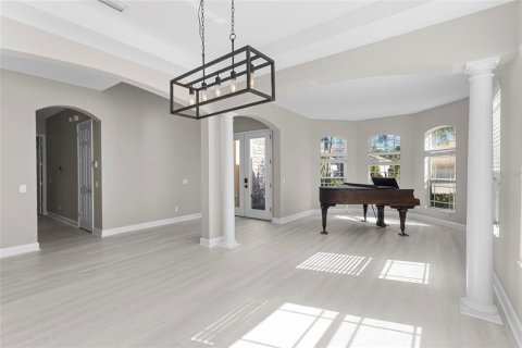 House in Sarasota, Florida 5 bedrooms, 365.48 sq.m. № 2116697 - photo 5