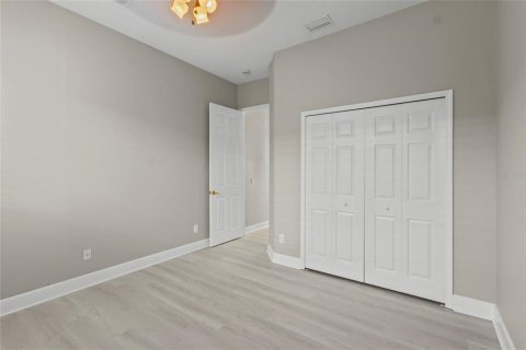 House in Sarasota, Florida 5 bedrooms, 365.48 sq.m. № 2116697 - photo 30