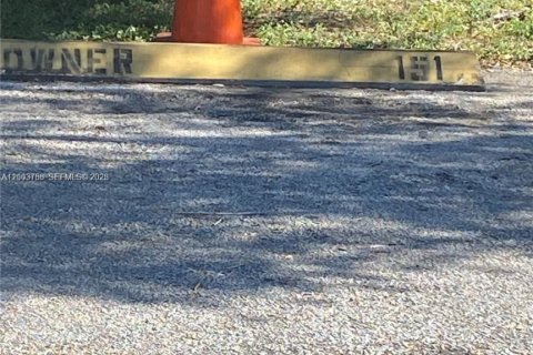 Condo in Tamarac, Florida, 2 bedrooms  № 2068749 - photo 26