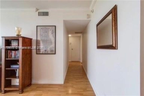 Copropriété à vendre à Sunny Isles Beach, Floride: 2 chambres, 141.3 m2 № 1867591 - photo 21