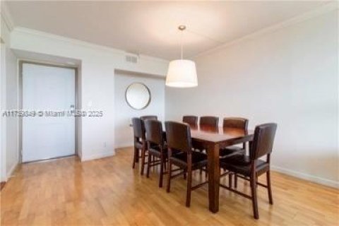 Copropriété à vendre à Sunny Isles Beach, Floride: 2 chambres, 141.3 m2 № 1867591 - photo 18