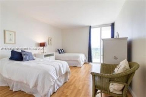 Copropriété à vendre à Sunny Isles Beach, Floride: 2 chambres, 141.3 m2 № 1867591 - photo 25