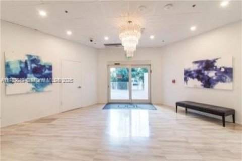 Copropriété à vendre à Sunny Isles Beach, Floride: 2 chambres, 141.3 m2 № 1867591 - photo 26