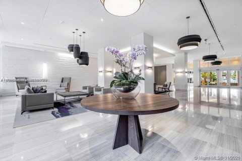 Copropriété à vendre à Sunny Isles Beach, Floride: 2 chambres, 141.3 m2 № 1867591 - photo 11