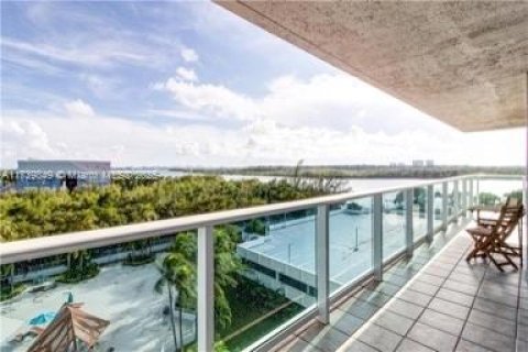 Copropriété à vendre à Sunny Isles Beach, Floride: 2 chambres, 141.3 m2 № 1867591 - photo 13