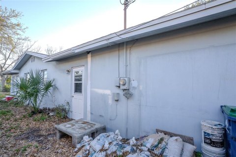 Villa ou maison à vendre à Indian Rocks Beach, Floride: 2 chambres, 100.33 m2 № 2128751 - photo 20