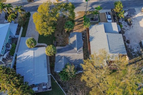 Villa ou maison à vendre à Indian Rocks Beach, Floride: 2 chambres, 100.33 m2 № 2128751 - photo 13