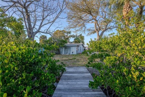 Villa ou maison à vendre à Indian Rocks Beach, Floride: 2 chambres, 100.33 m2 № 2128751 - photo 23