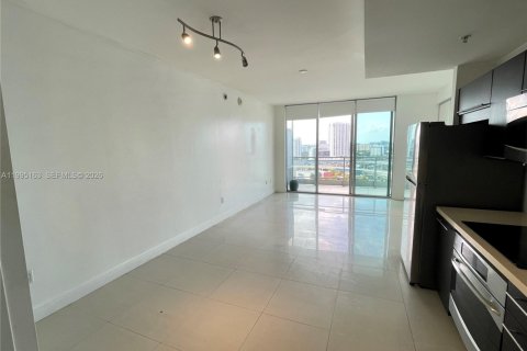 Купить кондоминиум в Майами, Флорида 1 спальня, 68.38м2, № 2260831 - фото 3