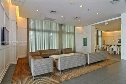 Купить кондоминиум в Майами, Флорида 1 спальня, 68.38м2, № 2260831 - фото 18