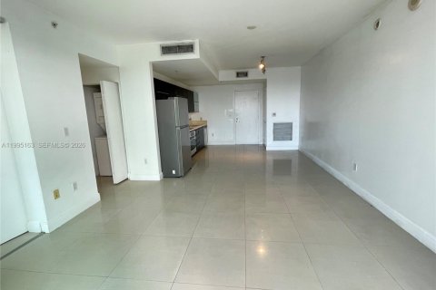 Купить кондоминиум в Майами, Флорида 1 спальня, 68.38м2, № 2260831 - фото 2