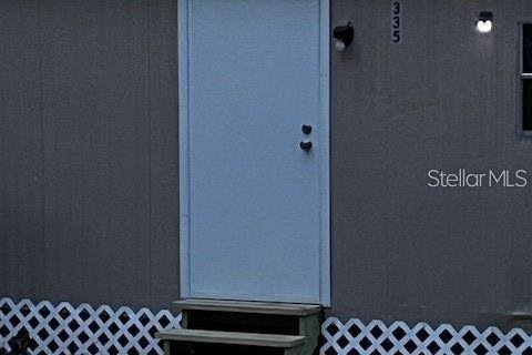 Propiedad comercial en venta en Interlachen, Florida, 2 dormitorios, 62.43 m2 № 1900997 - foto 1