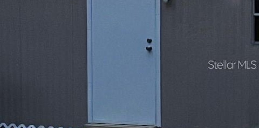 Immobilier commercial à Interlachen, Floride 2 chambres, 62.43 m2 № 1900997