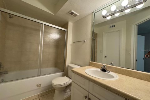 Condominio en alquiler en Orlando, Florida, 2 dormitorios, 97.92 m2 № 1917080 - foto 12