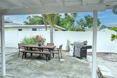 Casa en venta en Saint Petersburg, Florida, 2 dormitorios, 116.87 m2 № 1856787 - foto 22