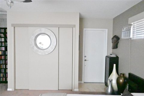 Casa en venta en Saint Petersburg, Florida, 2 dormitorios, 116.87 m2 № 1856787 - foto 16
