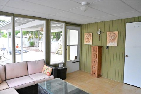 Casa en venta en Saint Petersburg, Florida, 2 dormitorios, 116.87 m2 № 1856787 - foto 20