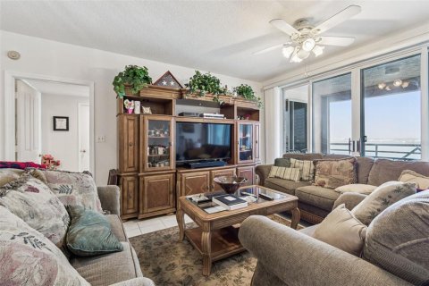 Copropriété à vendre à Saint Petersburg, Floride: 2 chambres, 140.84 m2 № 2134543 - photo 16