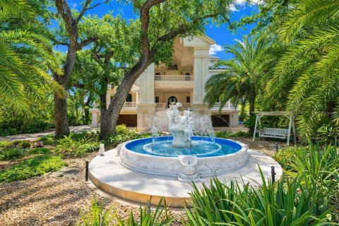 Villa ou maison à vendre à Saint Petersburg, Floride: 5 chambres, 965.72 m2 № 2096512 - photo 3