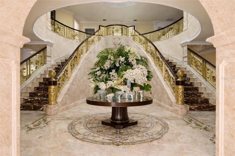 Villa ou maison à vendre à Saint Petersburg, Floride: 5 chambres, 965.72 m2 № 2096512 - photo 6