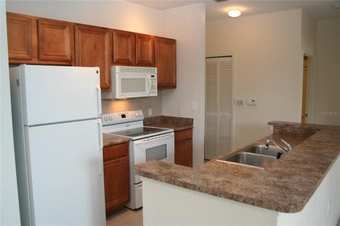 Copropriété à louer à Sarasota, Floride: 1 chambre, 71.35 m2 № 2167707 - photo 2