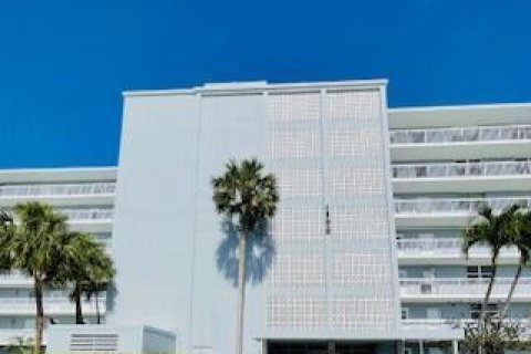 Copropriété à louer à Boca Raton, Floride: 2 chambres, 97.55 m2 № 2376520 - photo 11