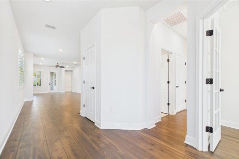 House in Fish Hawk, Florida 2 bedrooms, 149.76 sq.m. № 2092213 - photo 5
