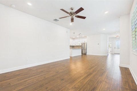 House in Fish Hawk, Florida 2 bedrooms, 149.76 sq.m. № 2092213 - photo 13