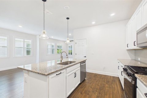 House in Fish Hawk, Florida 2 bedrooms, 149.76 sq.m. № 2092213 - photo 23