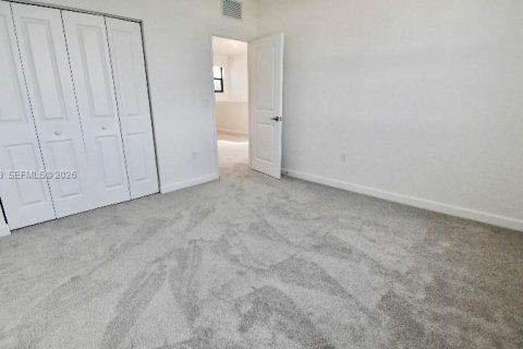 Touwnhouse à louer à Dania Beach, Floride: 4 chambres, 161.46 m2 № 2024831 - photo 13