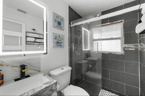 Villa ou maison à vendre à Jensen Beach, Floride: 3 chambres, 206.8 m2 № 2078299 - photo 6