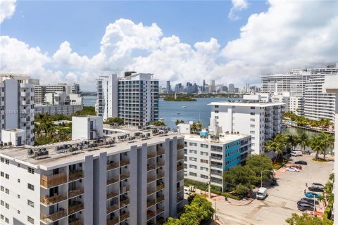 Купить кондоминиум в Майами-Бич, Флорида 2 спальни, 76.18м2, № 1895291 - фото 8