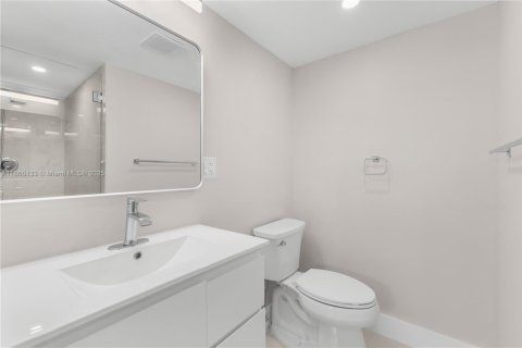 Купить кондоминиум в Майами-Бич, Флорида 2 спальни, 76.18м2, № 1895291 - фото 18