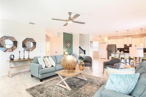 House in Davenport, Florida 6 bedrooms, 310.2 sq.m. № 1639737 - photo 15