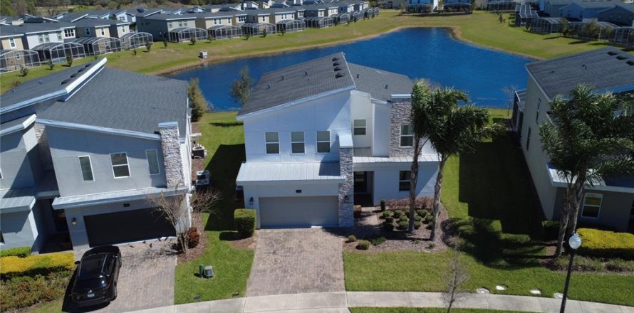 House in Davenport, Florida 6 bedrooms, 310.2 sq.m. № 1639737