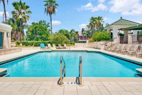 Condo in Tampa, Florida, 1 bedroom № 2201799 - photo 17