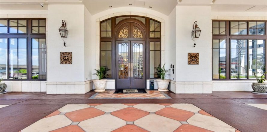 Condo in Tampa, Florida, 1 bedroom № 2201799