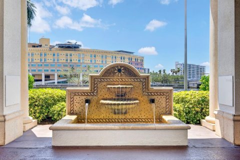 Condo in Tampa, Florida, 1 bedroom № 2201799 - photo 4